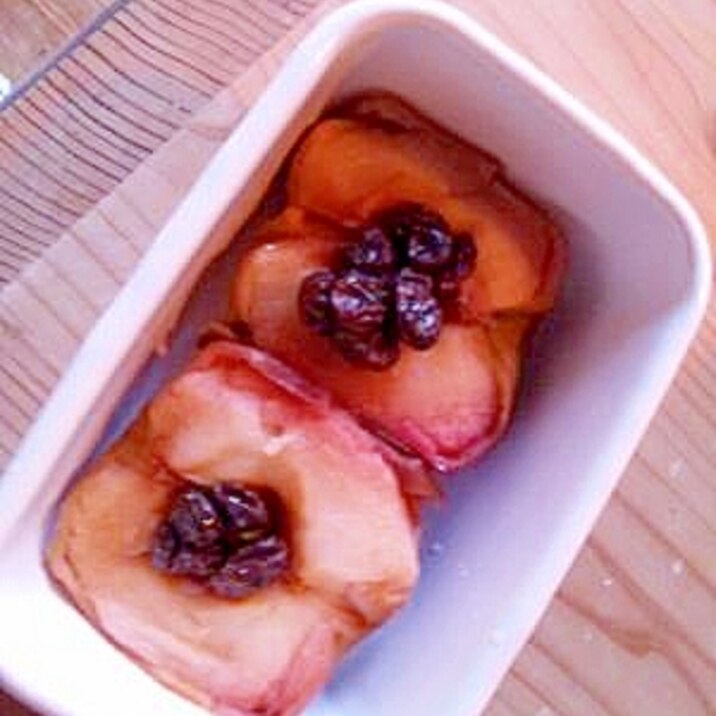 ダッチオーブンで 焼きりんご レシピ 作り方 By ナヲミング 楽天レシピ